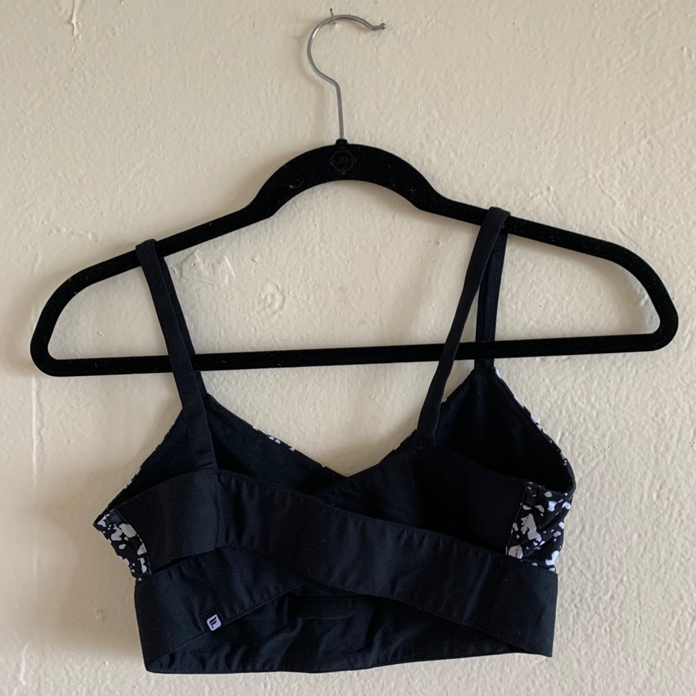 Fabletics Sports Bra - Picture 3 of 4